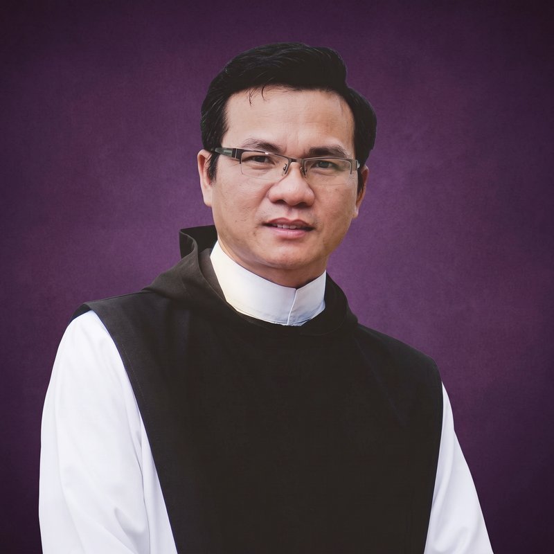 Lm. Hoàng Luật
